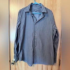 EUC Old Navy Gray Casual Button Down Shirt